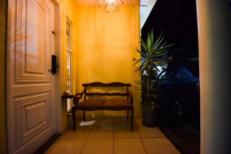 Casa de condomínio à venda com 120m², 3 quartos e 1 vaga Casa de condomínio à venda com 120m², 3 quartos e 1 vagaVaranda