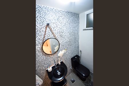 Casa de condomínio à venda com 120m², 3 quartos e 1 vaga Casa de condomínio à venda com 120m², 3 quartos e 1 vagaLavabo