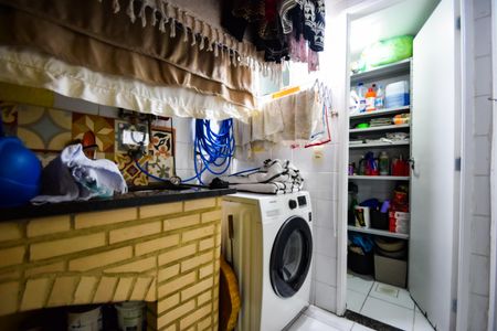 Casa de condomínio à venda com 120m², 3 quartos e 1 vaga Casa de condomínio à venda com 120m², 3 quartos e 1 vagaÁrea de Serviço