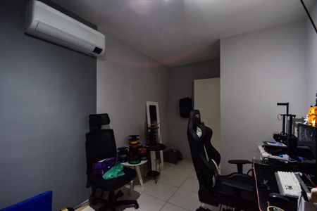 Casa de condomínio à venda com 120m², 3 quartos e 1 vaga Casa de condomínio à venda com 120m², 3 quartos e 1 vagaQuarto 2