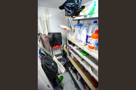 Casa de condomínio à venda com 120m², 3 quartos e 1 vaga Casa de condomínio à venda com 120m², 3 quartos e 1 vagaQuarto de Serviço