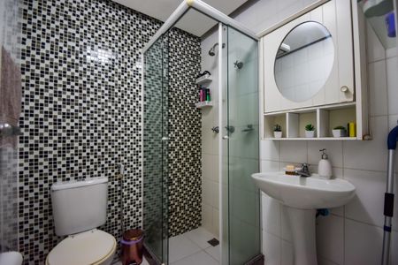 Casa de condomínio à venda com 120m², 3 quartos e 1 vaga Casa de condomínio à venda com 120m², 3 quartos e 1 vagaBanheiro Social