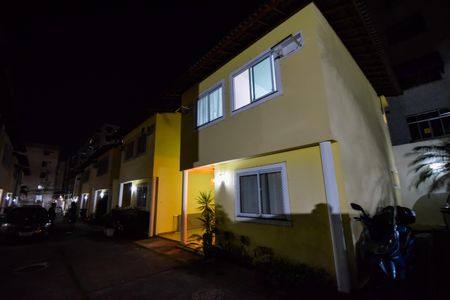 Casa de condomínio à venda com 120m², 3 quartos e 1 vaga Casa de condomínio à venda com 120m², 3 quartos e 1 vagaFachada da Casa