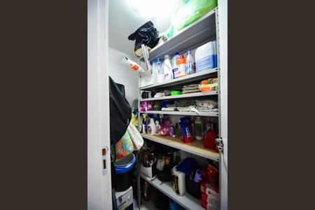 Casa de condomínio à venda com 120m², 3 quartos e 1 vaga Casa de condomínio à venda com 120m², 3 quartos e 1 vagaQuarto de Serviço