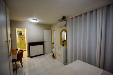 Casa de condomínio à venda com 120m², 3 quartos e 1 vaga Casa de condomínio à venda com 120m², 3 quartos e 1 vagaSuíte