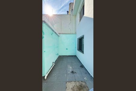 Casa à venda com 300m², 3 quartos e 3 vagas Casa à venda com 300m², 3 quartos e 3 vagasÁrea comum