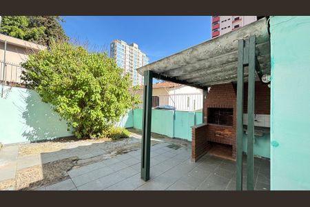 Casa à venda com 300m², 3 quartos e 3 vagas Casa à venda com 300m², 3 quartos e 3 vagasÁrea comum