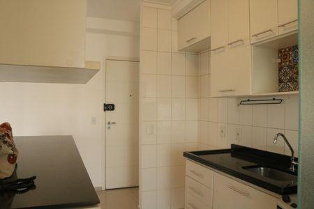 Apartamento para alugar com 72m², 2 quartos e 1 vagaCozinha