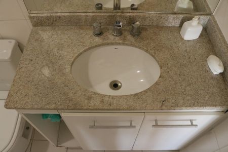 Apartamento para alugar com 72m², 2 quartos e 1 vagaBanheiro da Suíte