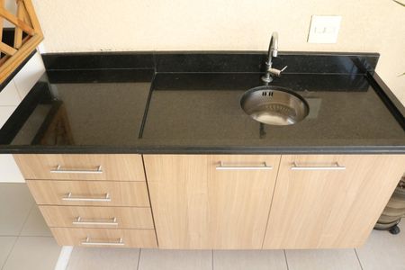 Apartamento para alugar com 72m², 2 quartos e 1 vagaVaranda