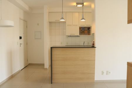 Apartamento para alugar com 72m², 2 quartos e 1 vagaSala