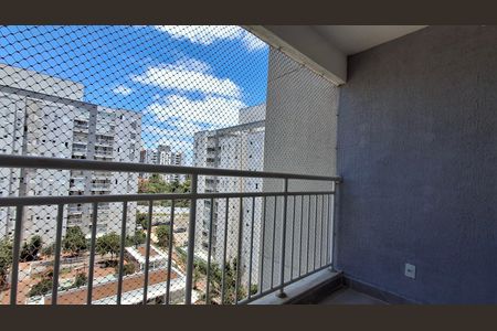 varanda de apartamento à venda com 2 quartos, 56m² em Parque Rural Fazenda Santa Cândida, Campinas