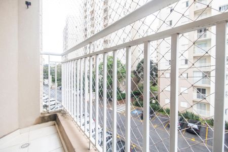 Sacada da Sala de apartamento à venda com 2 quartos, 58m² em Jardim Tupanci, Barueri