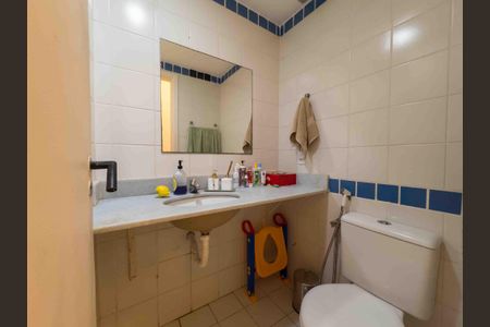 Apartamento à venda com 97m², 2 quartos e 2 vagasBanheiro Social