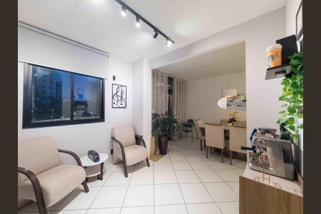 Apartamento à venda com 97m², 2 quartos e 2 vagasSala
