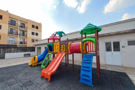 Apartamento para alugar com 54m², 2 quartos e 1 vaga Apartamento para alugar com 54m², 2 quartos e 1 vagaÁrea comum - Playground