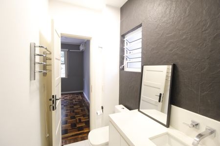 Apartamento à venda com 77m², 1 quarto e 1 vagaBanheiro da Suíte 1