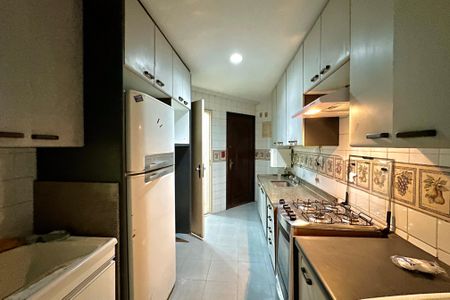 Apartamento para alugar com 110m², 2 quartos e 1 vaga Apartamento para alugar com 110m², 2 quartos e 1 vagaCozinha