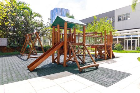 Apartamento à venda com 170m², 4 quartos e 4 vagasPlayground