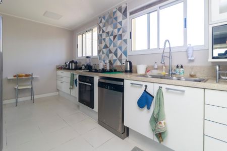 Apartamento à venda com 170m², 4 quartos e 4 vagasCozinha
