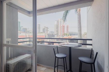 Varanda de kitnet/studio para alugar com 1 quarto, 30m² em Pinheiros, São Paulo