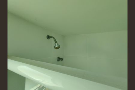 Apartamento para alugar com 81m², 2 quartos e 1 vaga Apartamento para alugar com 81m², 2 quartos e 1 vagaBanheiro da Suíte