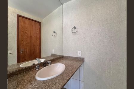 Apartamento para alugar com 110m², 3 quartos e 2 vagas Apartamento para alugar com 110m², 3 quartos e 2 vagasSuíte 1 (Casal) - Banheiro