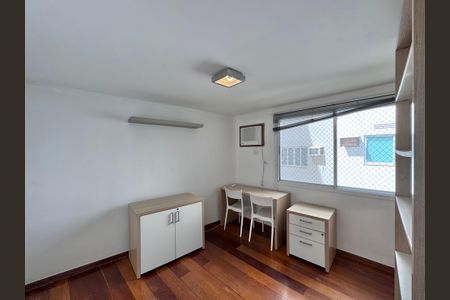 Apartamento para alugar com 110m², 3 quartos e 2 vagas Apartamento para alugar com 110m², 3 quartos e 2 vagasSuíte 2