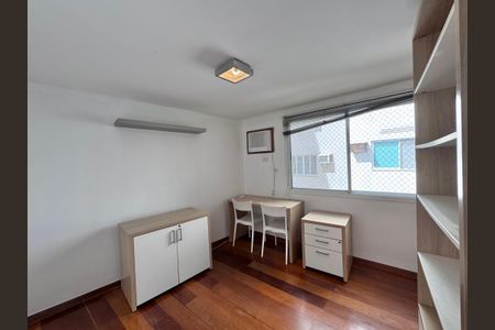 Apartamento para alugar com 110m², 3 quartos e 2 vagas Apartamento para alugar com 110m², 3 quartos e 2 vagasSuíte 2