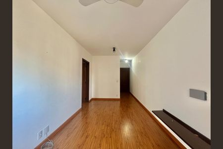Sala de apartamento para alugar com 1 quarto, 60m² em Bosque, Campinas