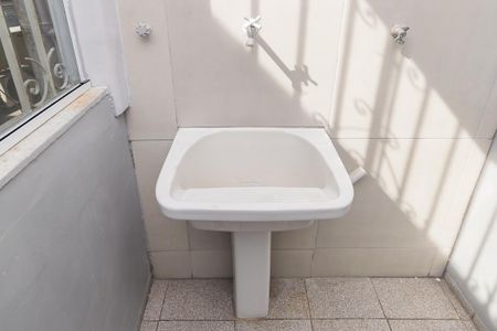 Apartamento à venda com 65m², 2 quartos e sem vagaÁrea de Serviço