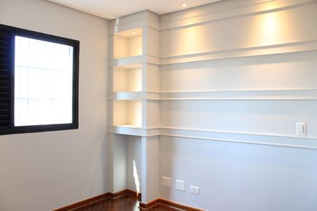 Apartamento à venda com 230m², 4 quartos e 3 vagasSuíte 2