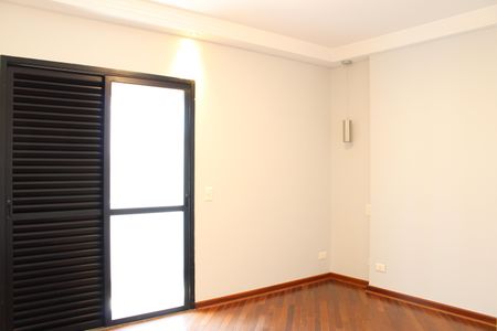 Apartamento à venda com 230m², 4 quartos e 3 vagasSuíte 1