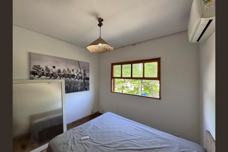 Quarto de casa para alugar com 2 quartos, 80m² em Recreio dos Bandeirantes, Rio de Janeiro