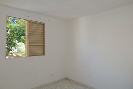Quarto 2 de apartamento para alugar com 2 quartos, 49m² em Jardim Redil, São Paulo