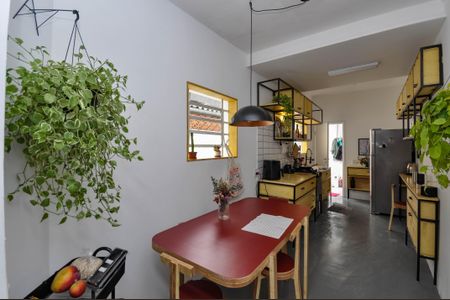 Cozinha de casa à venda com 3 quartos, 120m² em Água Branca, São Paulo