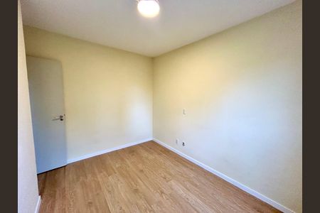 Quarto Suíte de apartamento para alugar com 2 quartos, 52m² em Jardim Flor da Montanha, Guarulhos