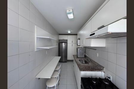 Apartamento para alugar com 73m², 2 quartos e 1 vaga Apartamento para alugar com 73m², 2 quartos e 1 vagaCozinha e Área de Serviço