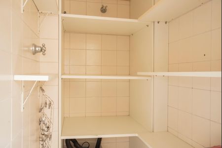 Apartamento à venda com 56m², 2 quartos e 2 vagasDespensa
