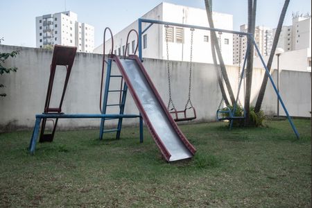 Apartamento à venda com 56m², 2 quartos e 2 vagasÁrea comum - Playground