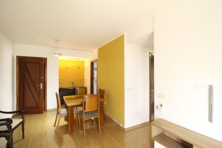 Apartamento à venda com 89m², 3 quartos e 1 vagaSala