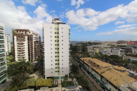Apartamento à venda com 89m², 3 quartos e 1 vagaÁrea de serviço - Vista