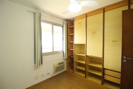 Apartamento à venda com 89m², 3 quartos e 1 vagaQuarto