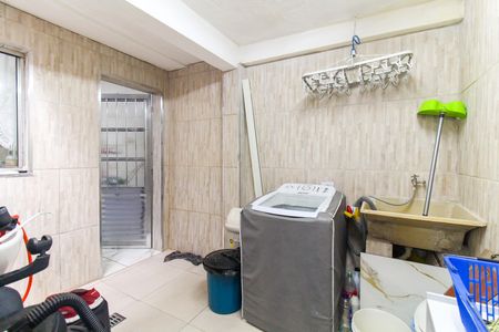Casa de condomínio à venda com 170m², 2 quartos e 1 vaga Casa de condomínio à venda com 170m², 2 quartos e 1 vagaÁrea de Serviço