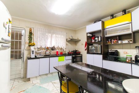 Casa de condomínio à venda com 170m², 2 quartos e 1 vaga Casa de condomínio à venda com 170m², 2 quartos e 1 vagaCozinha