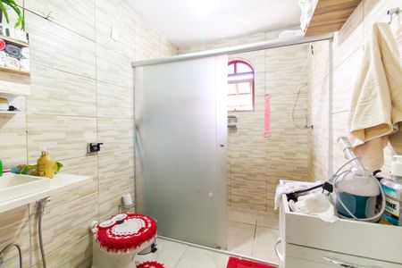 Casa de condomínio à venda com 170m², 2 quartos e 1 vaga Casa de condomínio à venda com 170m², 2 quartos e 1 vagaBanheiro da Suíte