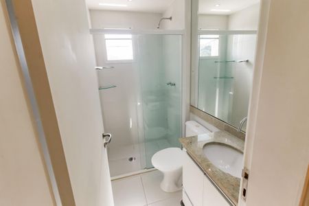 Apartamento à venda com 75m², 2 quartos e 2 vagas Apartamento à venda com 75m², 2 quartos e 2 vagasBanheiro da Suíte