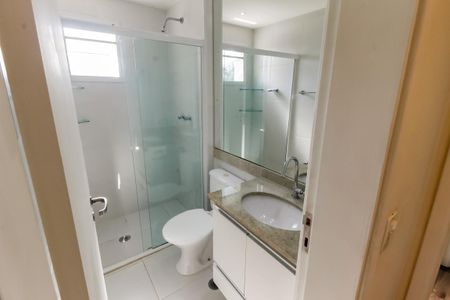 Apartamento à venda com 75m², 2 quartos e 2 vagas Apartamento à venda com 75m², 2 quartos e 2 vagasBanheiro da Suíte