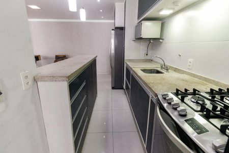 Apartamento à venda com 75m², 2 quartos e 2 vagas Apartamento à venda com 75m², 2 quartos e 2 vagasCozinha