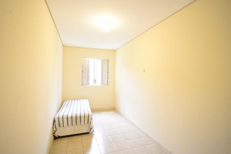 Quarto 2 de casa para alugar com 2 quartos, 60m² em Vila Mariana, São Paulo